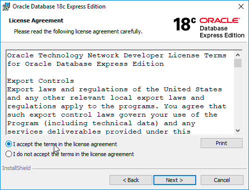 Экран лицензии Oracle Database 18c XE