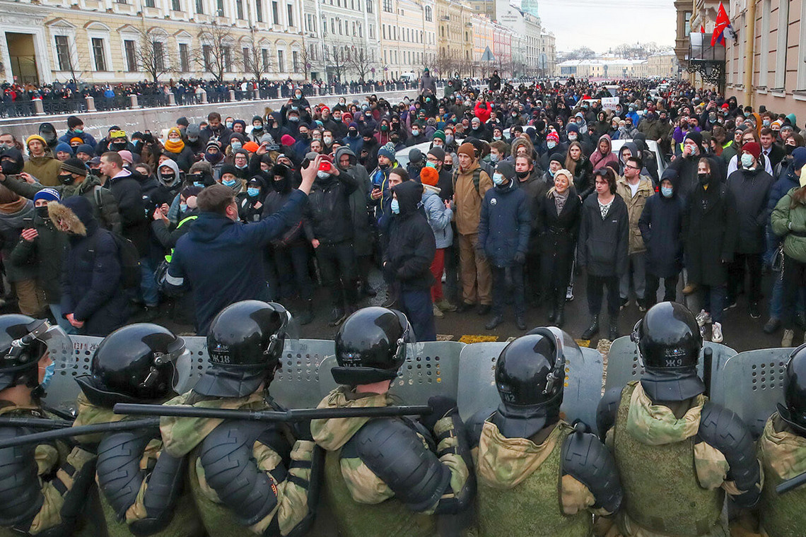 Запад готовит массовые протесты против Путина